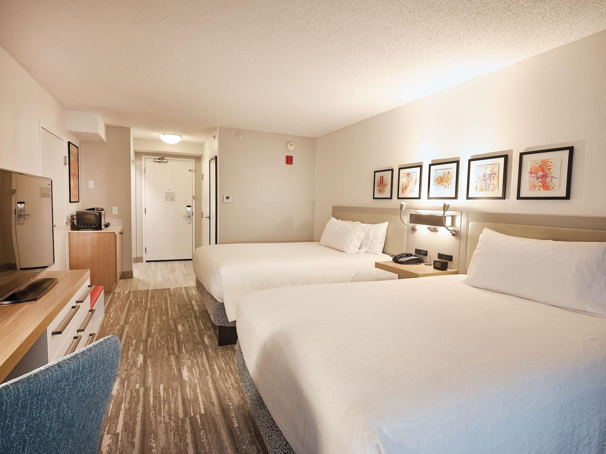 אורורה Hilton Garden Inn Denver Airport מראה חיצוני תמונה