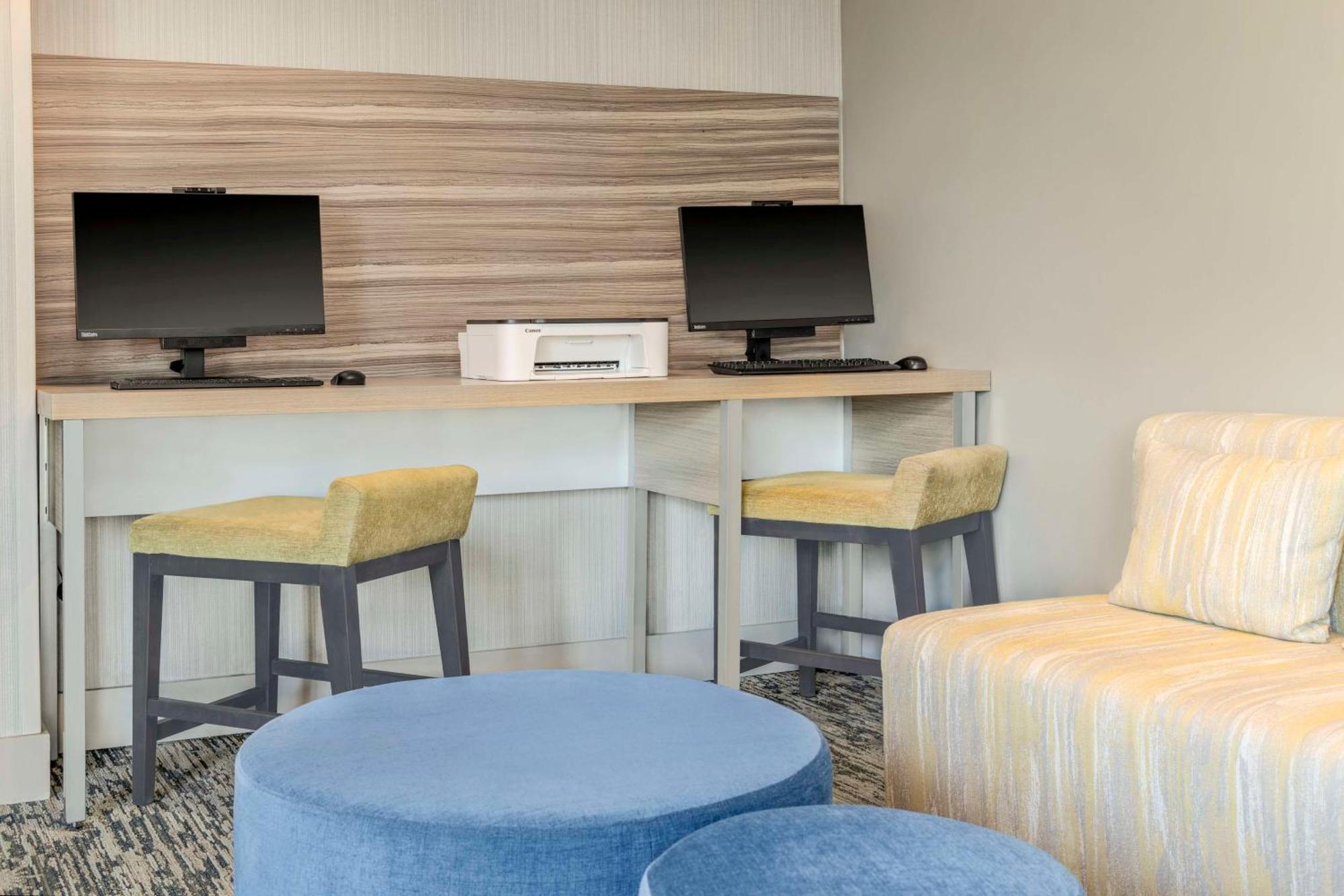 אורורה Hilton Garden Inn Denver Airport מראה חיצוני תמונה