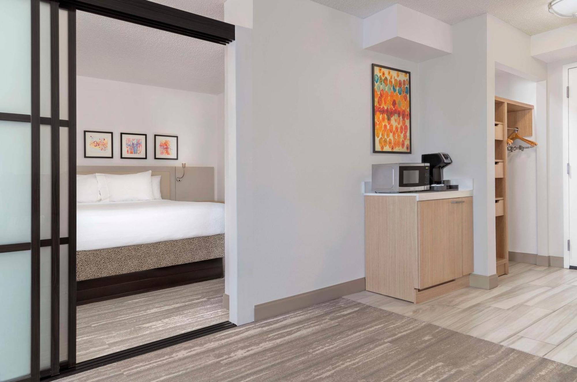 אורורה Hilton Garden Inn Denver Airport מראה חיצוני תמונה