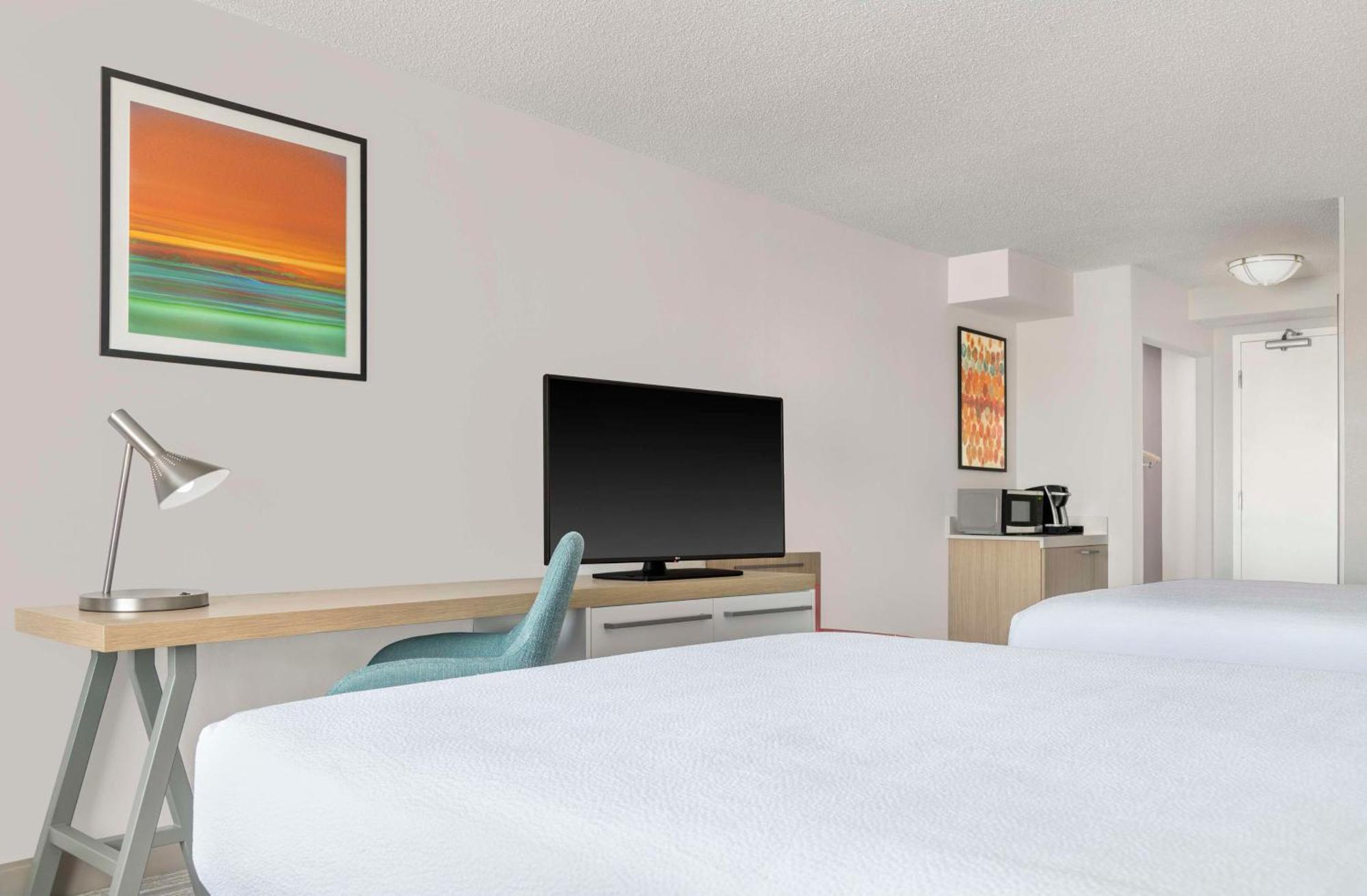 אורורה Hilton Garden Inn Denver Airport מראה חיצוני תמונה