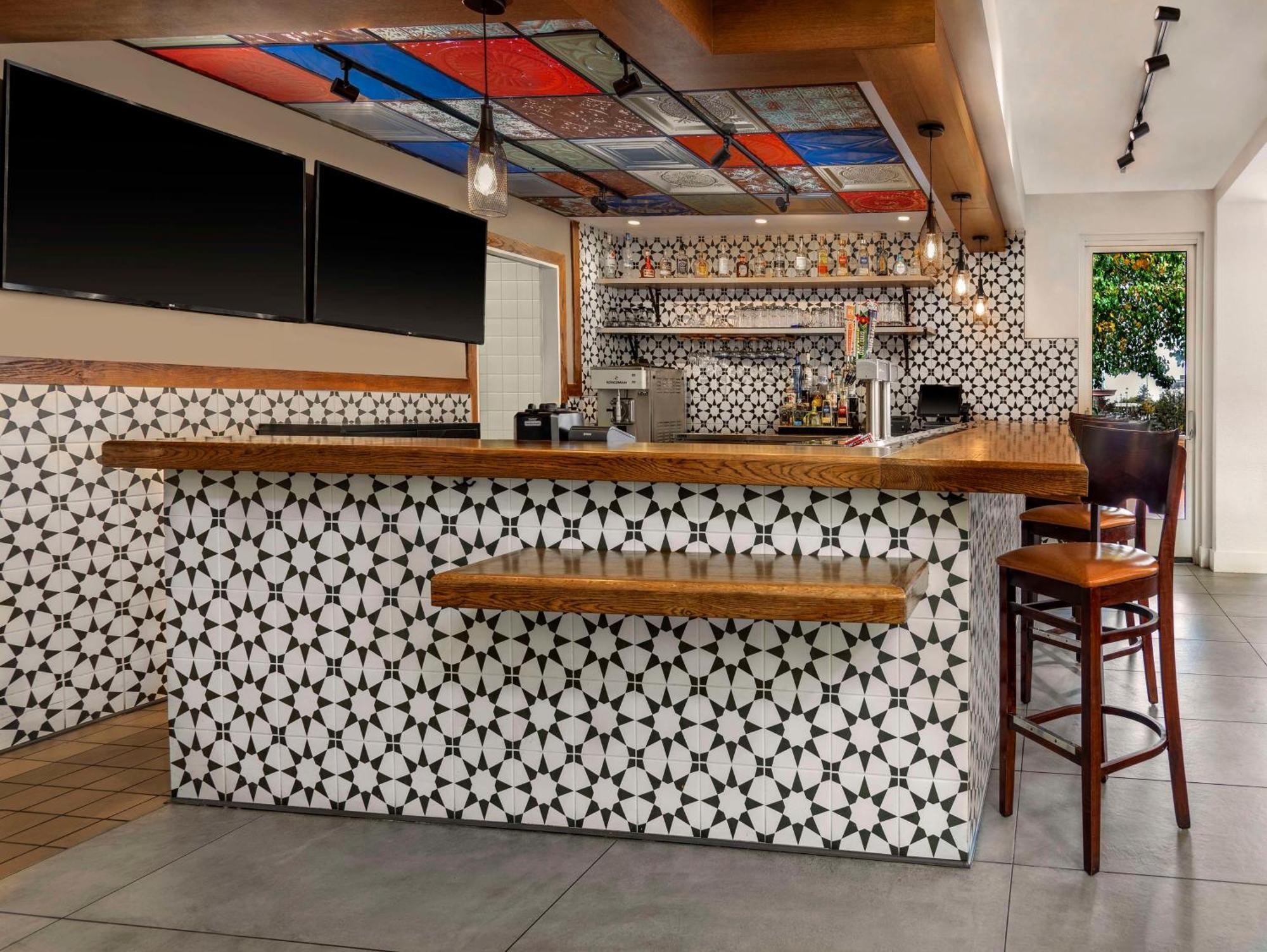 אורורה Hilton Garden Inn Denver Airport מראה חיצוני תמונה
